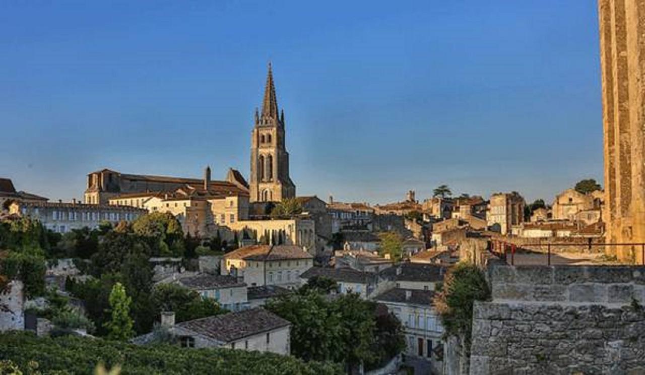 利涅城堡酒店 Lignan-de-Bordeaux 外观 照片